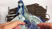 Tim Burtons CORPSE BRIDE: Emily with Bench Jun planning doll Review