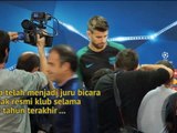 Gerard Pique - Sang Presiden Barcelona di ruang ganti