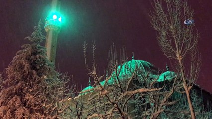 Bitlis kar hapsinde... Köy yollarına ulaşım kapandı
