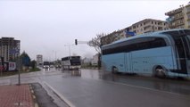 Özgür Suriye Ordusu askerleri Türkiye üzerinden Suriye’ye otobüslerle sevk edildi