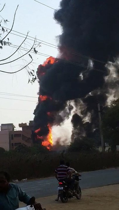 accident in petrol bunk very dangerous