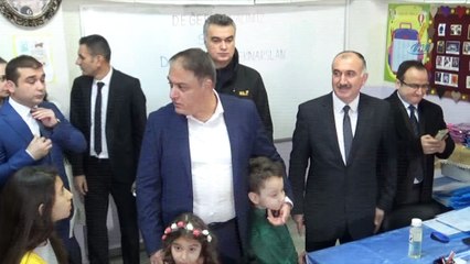 55 bin Türk ve Suriyeli öğrenci karne aldı