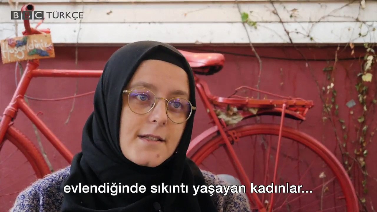 Rümeysa Çamdereli: Kadına sistematik baskı İslam dini gerekçe gösterilerek meşrulaştırılamaz