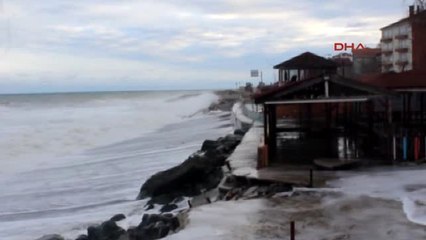 Kastamonu-Karadeniz'de Fırtına İnebolu'yu Vurdu