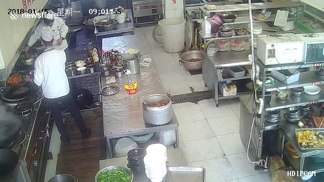 Pressure cooker explodes in China hotel kitchen