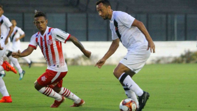 Veja como foi a derrota do Vasco para o Bangu na estreia do Carioca