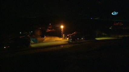 Obüsler PKK/PYD hedeflerini vuruyor, tanklar sınıra yığılıyor