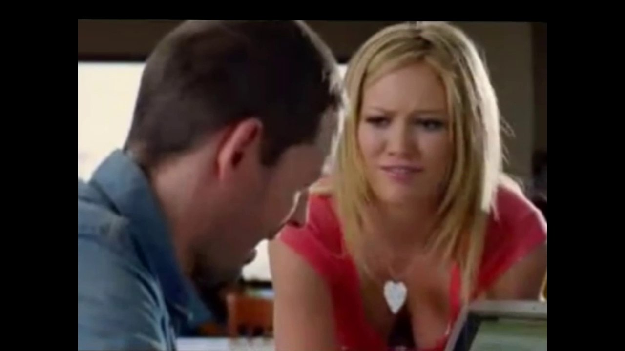 Slideshow 3 of Hilary Duff in Miscellaneous Clothing