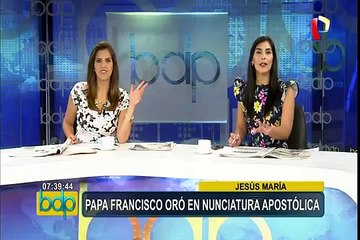 Papa Francisco reza junto a fieles congregados en la Nunciatura Apostólica