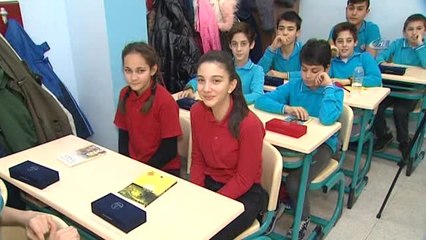 18 Milyon Öğrenci, Karnelerini Alarak Yarıyıl Tatiline Çıktı
