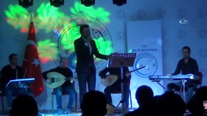 Kitap getirene konser bedava