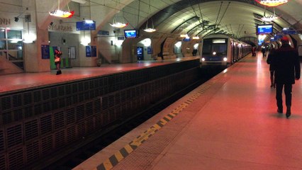 Z 22500 ( MI 2N ) et Z 50000 ( Francilien ) - RER E - Haussmann - Saint-Lazare