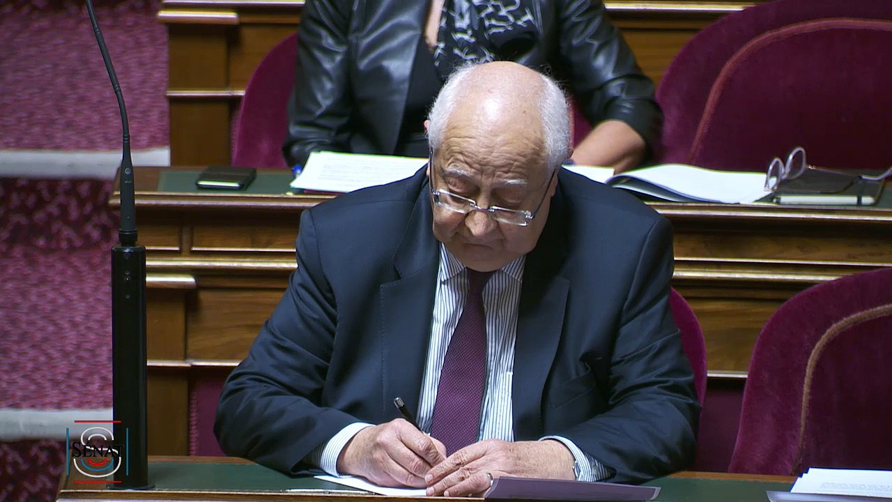 Question Orale - Jean Pierre Vial : "Quels engagements le gouvernement compte-t-il prendre au sujet du transport ferroviaire de marchandises ?"