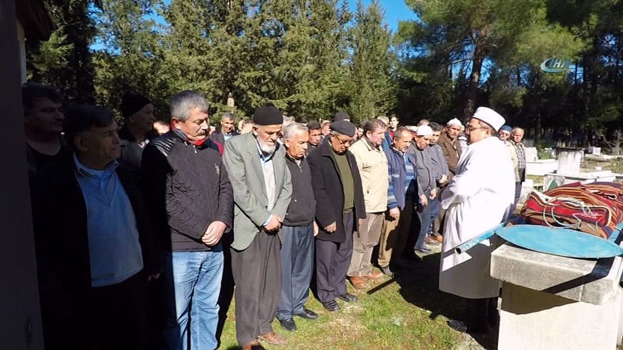 Cenazesine katıldığı kayınbabasına hakkını helal etmedi