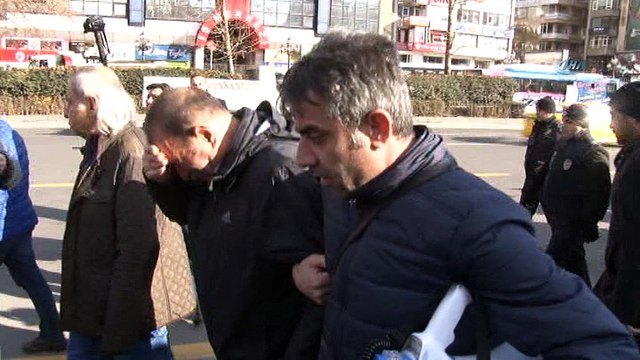 Eğitim-Sen’in karneli eylemine polis müdahalesi