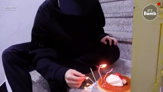 [ENG SUB] BTS Jin’s Surprise Birthday Party (방탄소년단) 防弾少年团