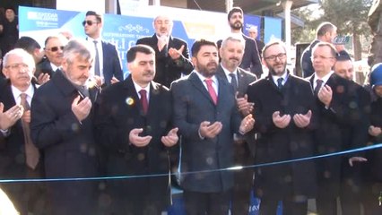 Restore Edilen Tarihi Çinili Camii İbadete Açıldı