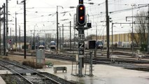 Z 27500 ( ZGC ) et Z 24500 ( 2N NG ) - TER Lorraine - Metz ( Metz-Ville)