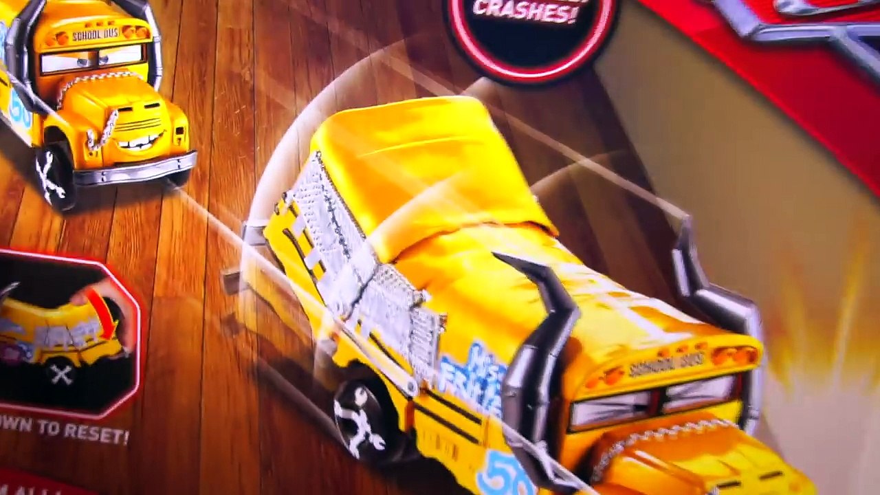 Disney Cars 3 Crash Crunch Reck and Race Miss Fritter hits Dr Damage