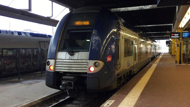 Z 24500 ( 2N NG ) - TER Lorraine - Metz ( Metz-Ville)