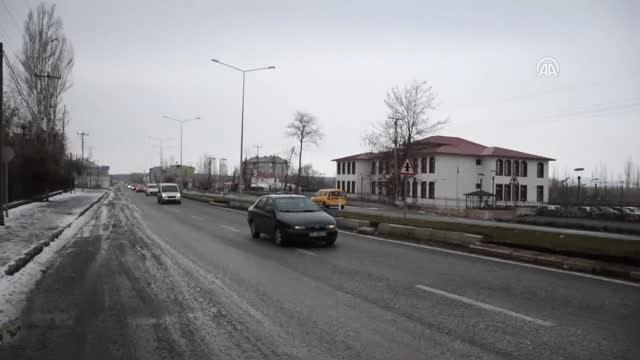 Yolcu Otobüsünün Devrilmesi - 3 Kişinin Cenazesi Defnedildi