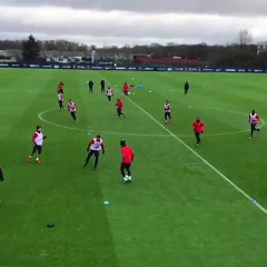 Dua Pemain PSG Sekaligus Jadi Korban Nutmeg Neymar