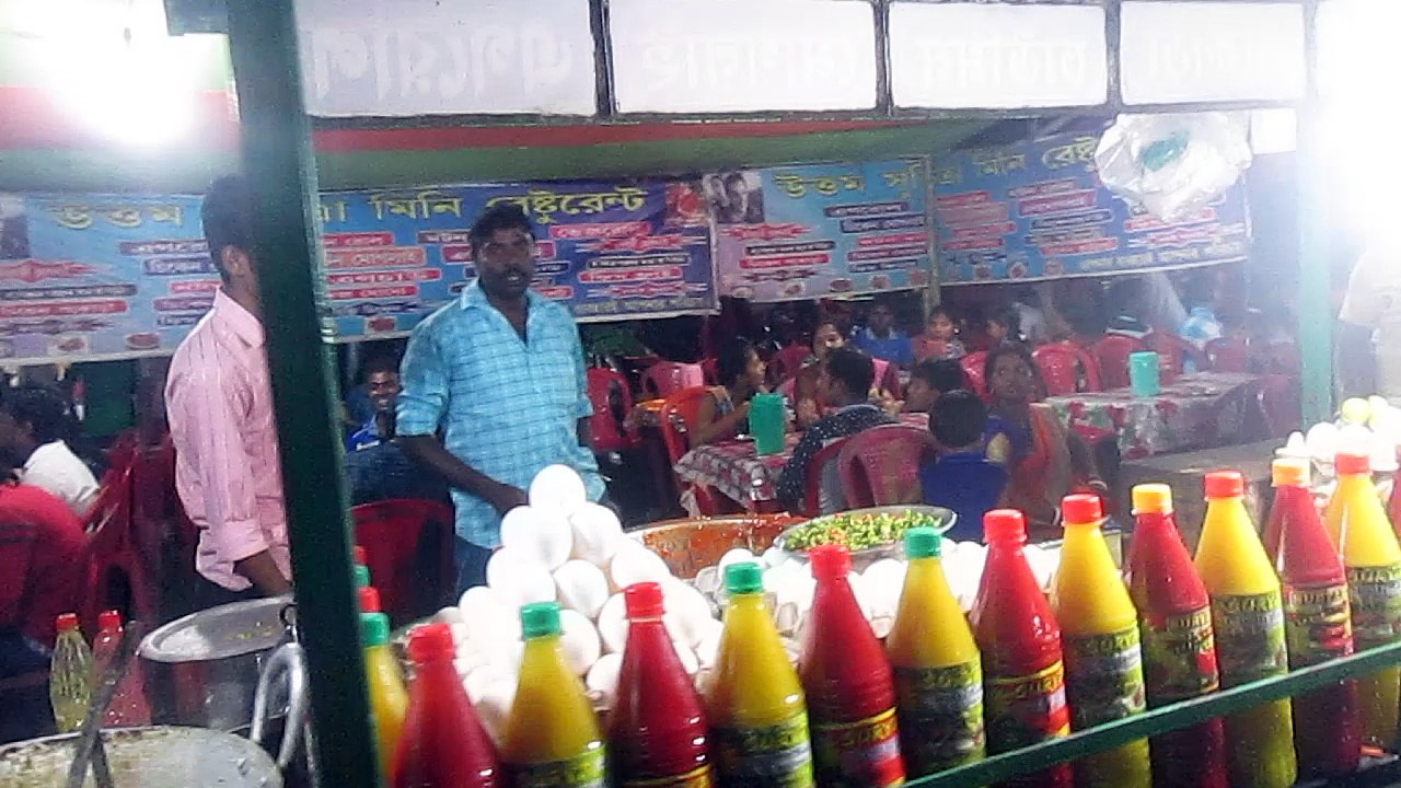 preparing Egg Rolls Recipe-Calcutta  Style Egg Roll-Anda Roll-Indian Street Food Recipe