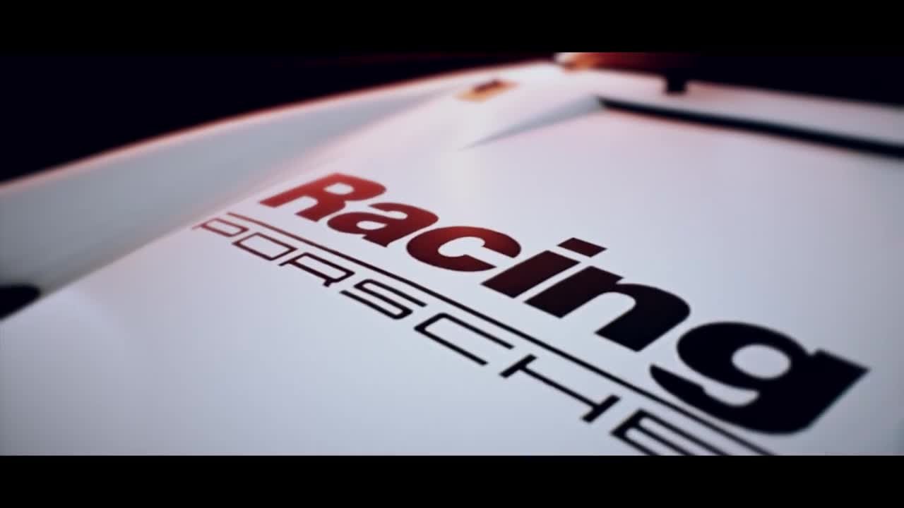 Porsche in the offroad racing game Gravel