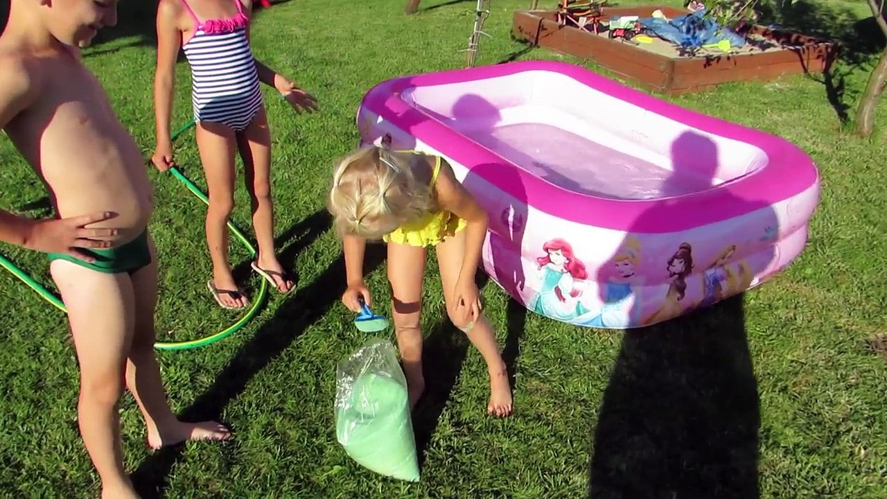 Toy Challenge Slime Baff and Fun Poll Princess / Basen dla dzieci i magiczny glut Slime Baff