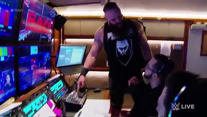 Braun_Strowman_demolishes_a_TV_production_truck__Raw,_Jan._15,_2018