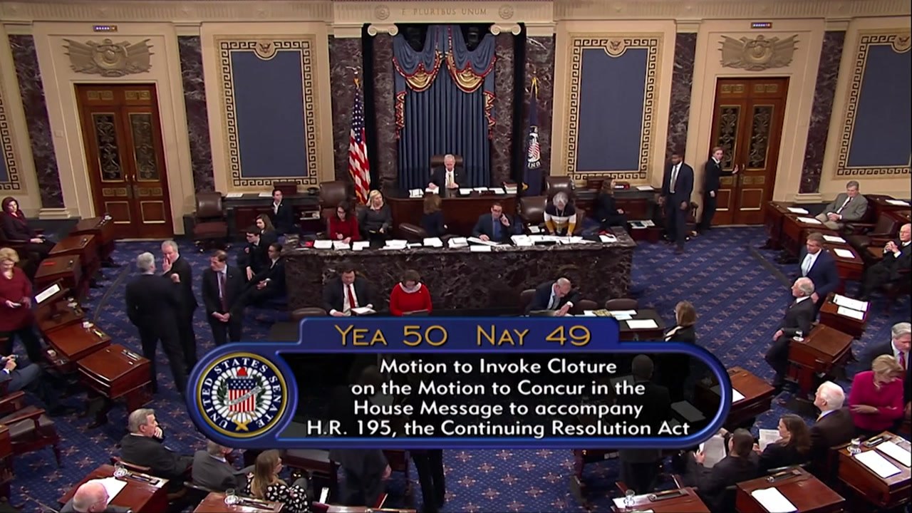 美 연방정부, 4년 3개월 만에 일시 업무 정지 / YTN