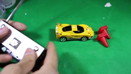 Tiny télécommande voiture de course - tellement mignon