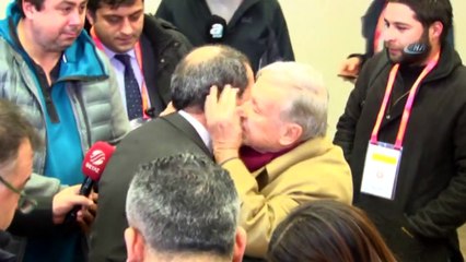 Galatasaray'da Seçim Heyecanı: Dursun Özbek Oyunu Kullandı