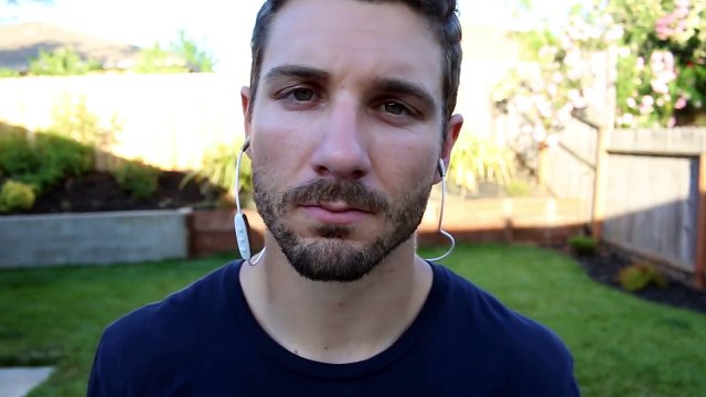 Apple AirPods vs. BeatsX vs. Jaybird Freedom // RIZKNOWS Wireless Headphones Review