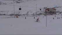 Olimpiyatlara Erciyes'te Hazırlanıyor