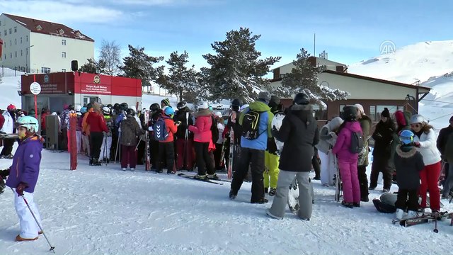 Sömestir tatilinde kayakseverlerin tercihi Erciyes - KAYSERİ