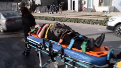 Kocaeli'de İki Otomobil Çarpıştı: 4 Yaralı