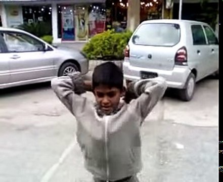 pakistani kid dancing hip hop