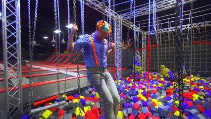 Learn Colors with Blippi at an Indoor Trampoline Park