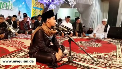 شاب إندونيسي صوته عجیب يذهل كل المستمعين سورة الشمس والکوثر والاخلاص 2018