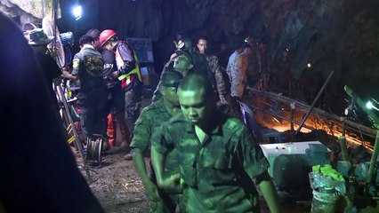 Crianças encontradas em caverna na Tailândia