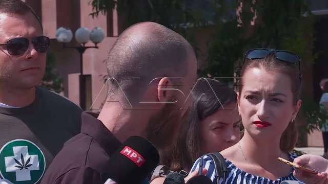 Го судат за марихуана, тој тврди правел масло против рак