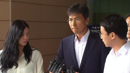 안희정 첫 재판..."성폭력" vs "애정 관계" 공방 치열 / YTN