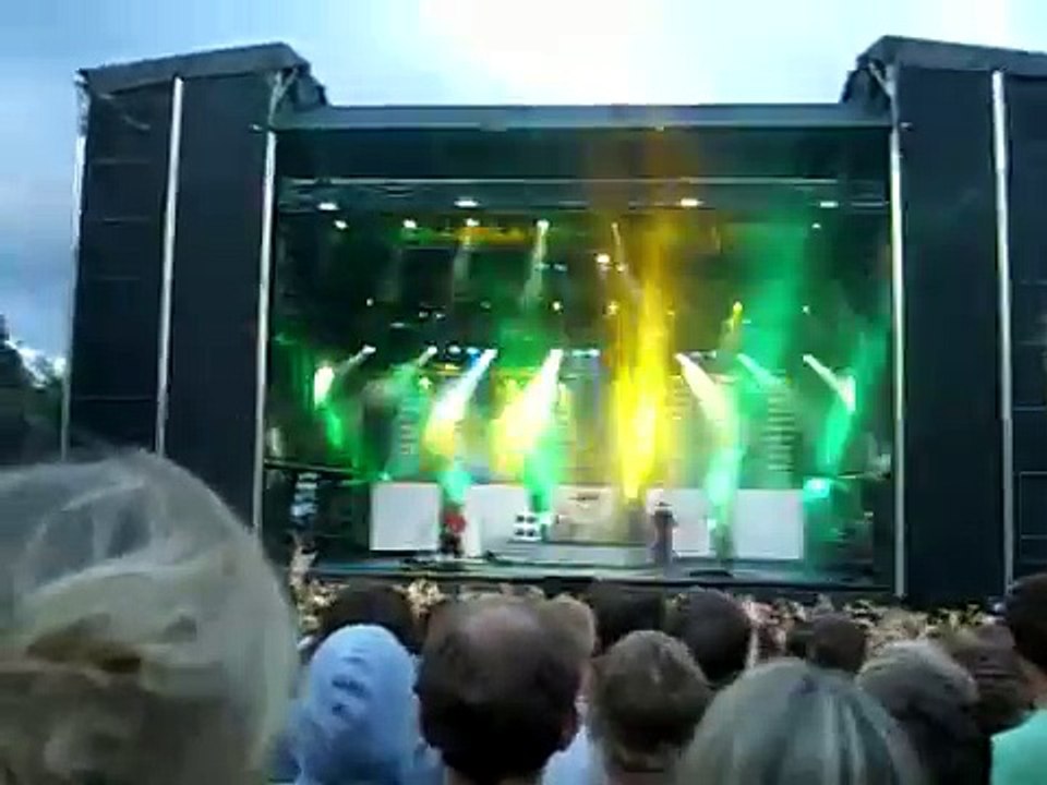 Muse - Starlight, Quart Festival, Kristiansand, Norway  7/8/2006