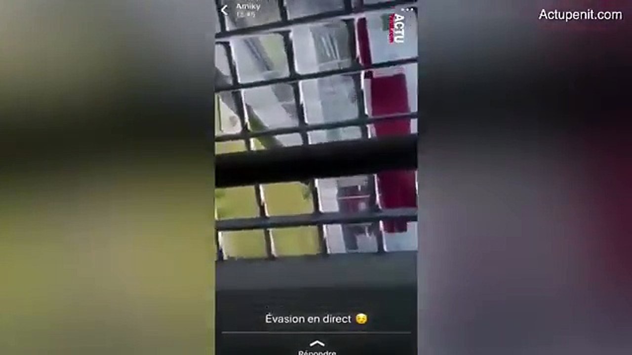 لحظة هروب رجل العصابات الشهير بفرنسا عبر طائرة مروحية