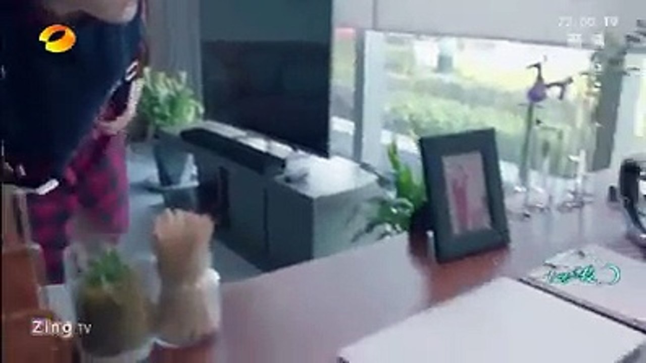 Cuộc tình đại boss và trợ lý bắt đầu từ hôm nay p/s 24/24 giờ tôi và em ở bên nhau ------------Vietsub Nghìn Lẻ Một Đêm tại ZingTV