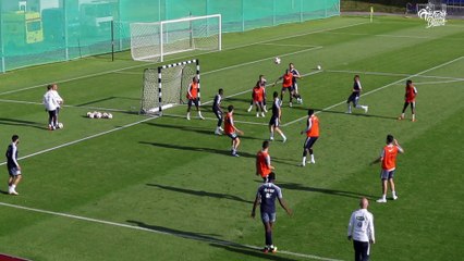 Les actions et les buts de l'opposition des Bleus