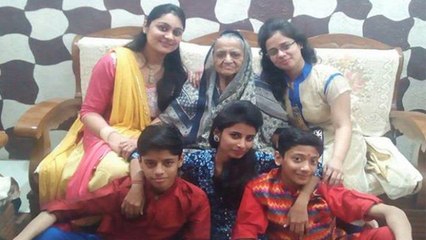 Burari case: कानों में ठूंसी थी रूई,आखों पर चिपका था टेप,इन 9 सावालों पर उलझी गुत्थी ।वनइंडिया हिंदी