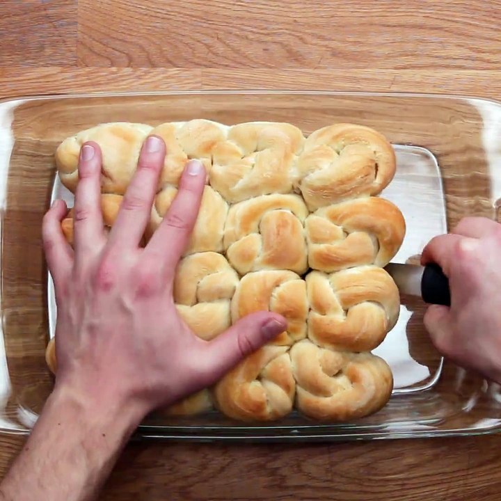 Pesto Chicken Garlic Knot SlidersFULL RECIPE Love Tasty? Join our