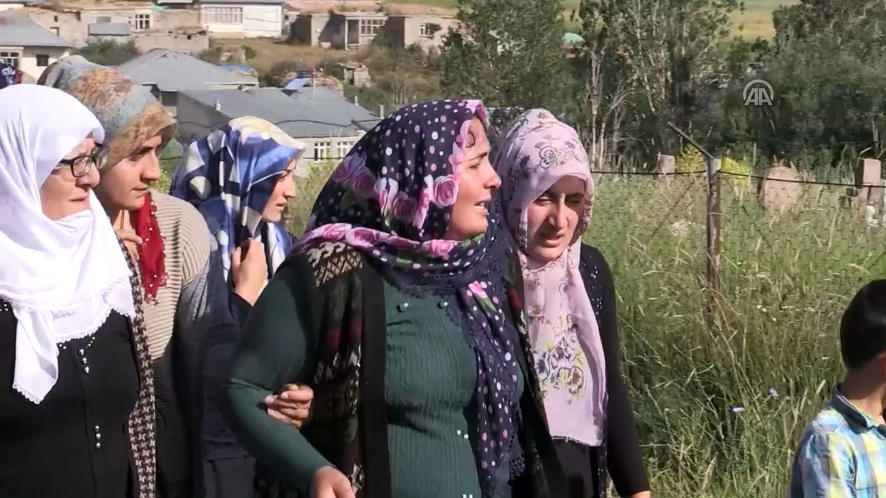 Minik Leyla son yolculuğuna uğurlandı (2) - AĞRI